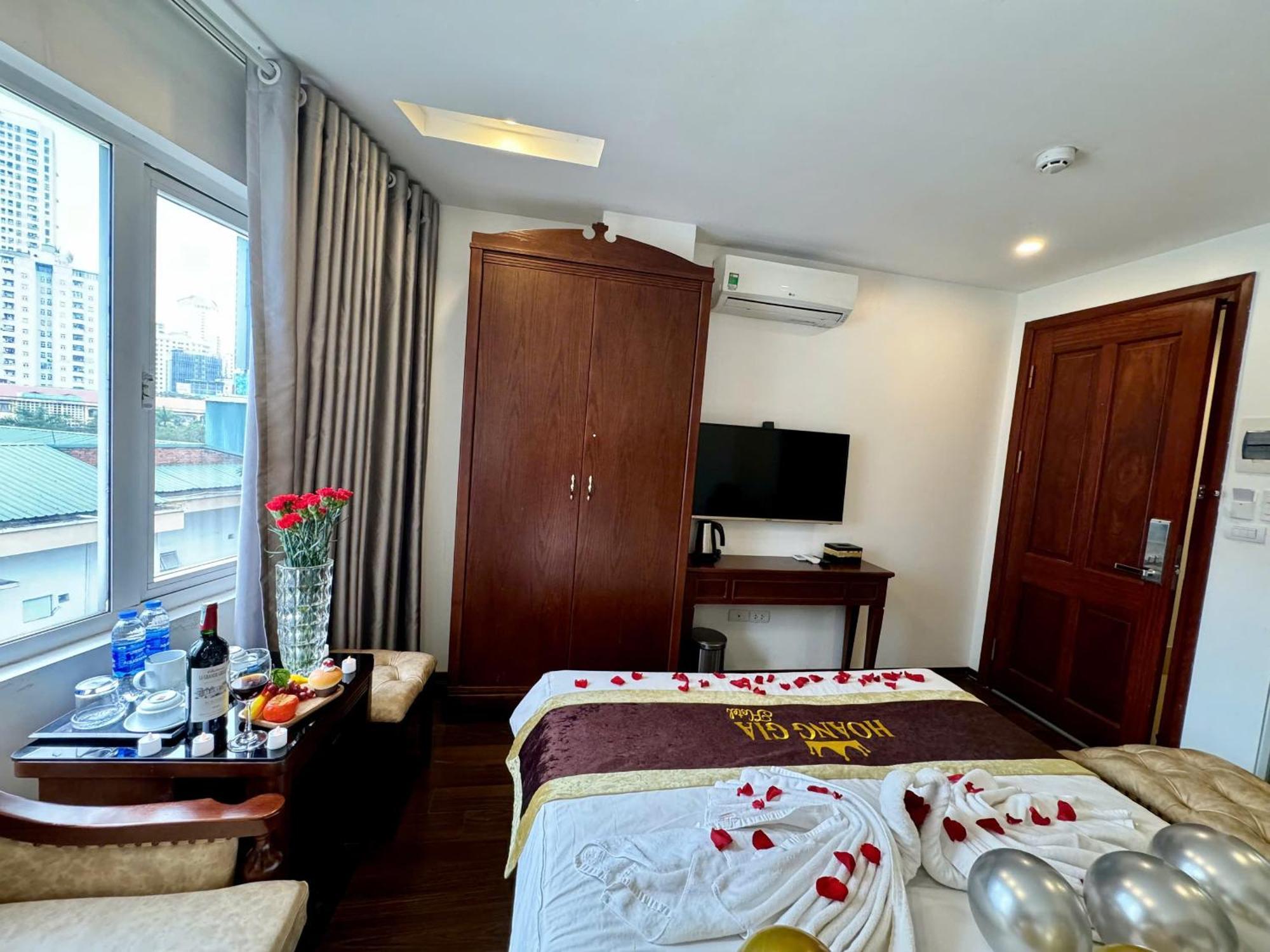 Hoang Gia Hotel Nhan Hoa ฮานอย ภายนอก รูปภาพ
