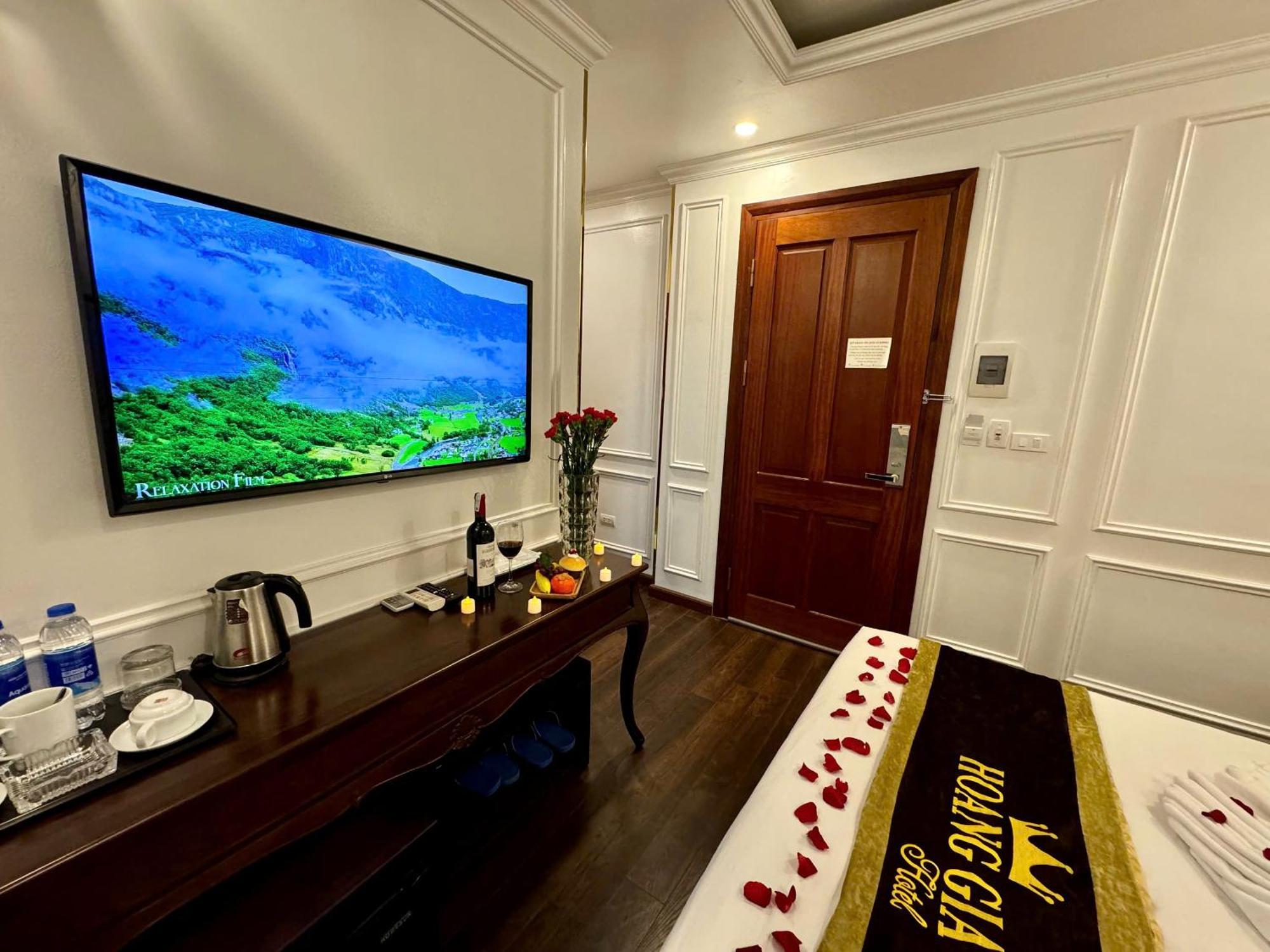 Hoang Gia Hotel Nhan Hoa ฮานอย ภายนอก รูปภาพ