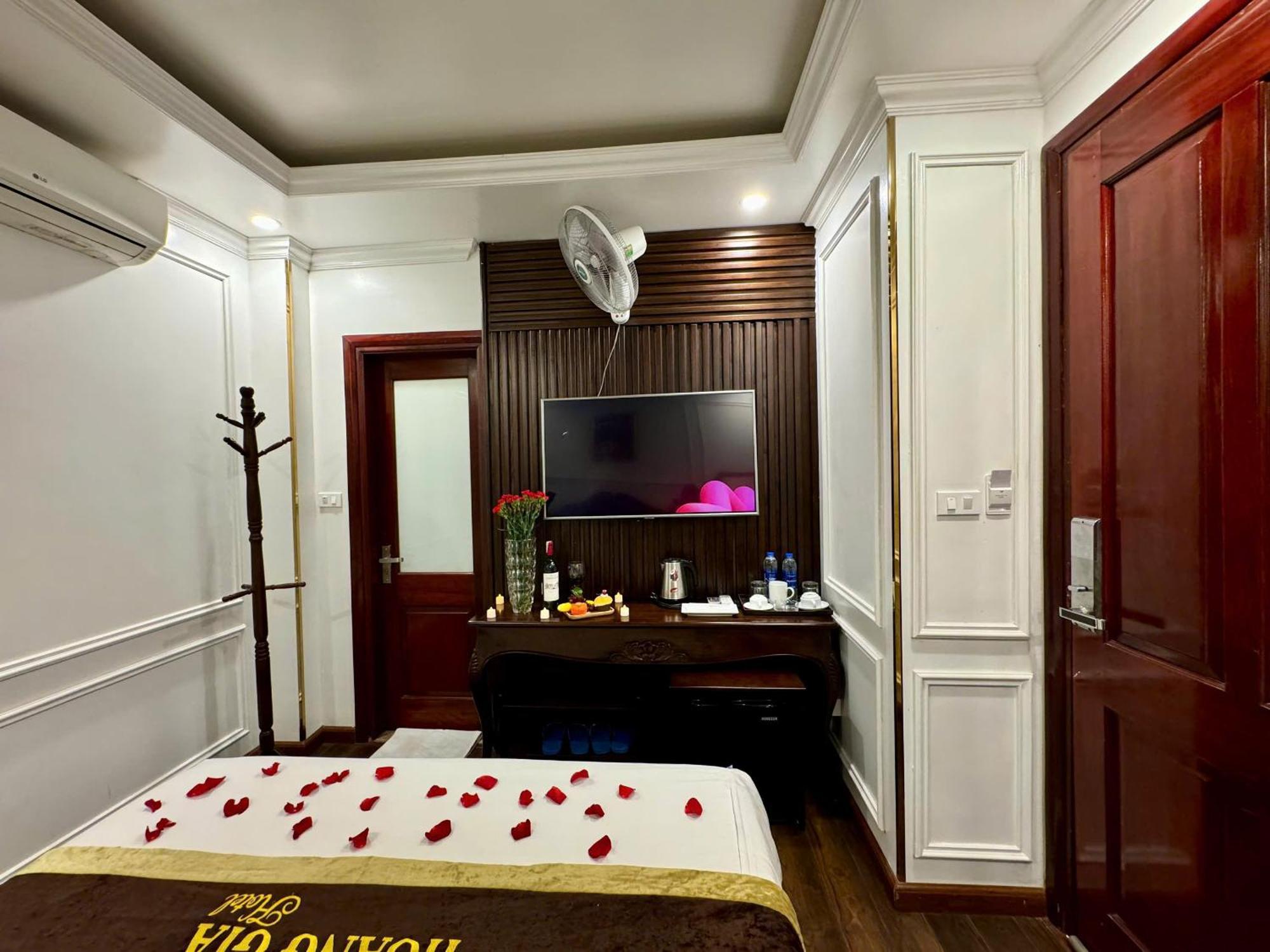 Hoang Gia Hotel Nhan Hoa ฮานอย ภายนอก รูปภาพ