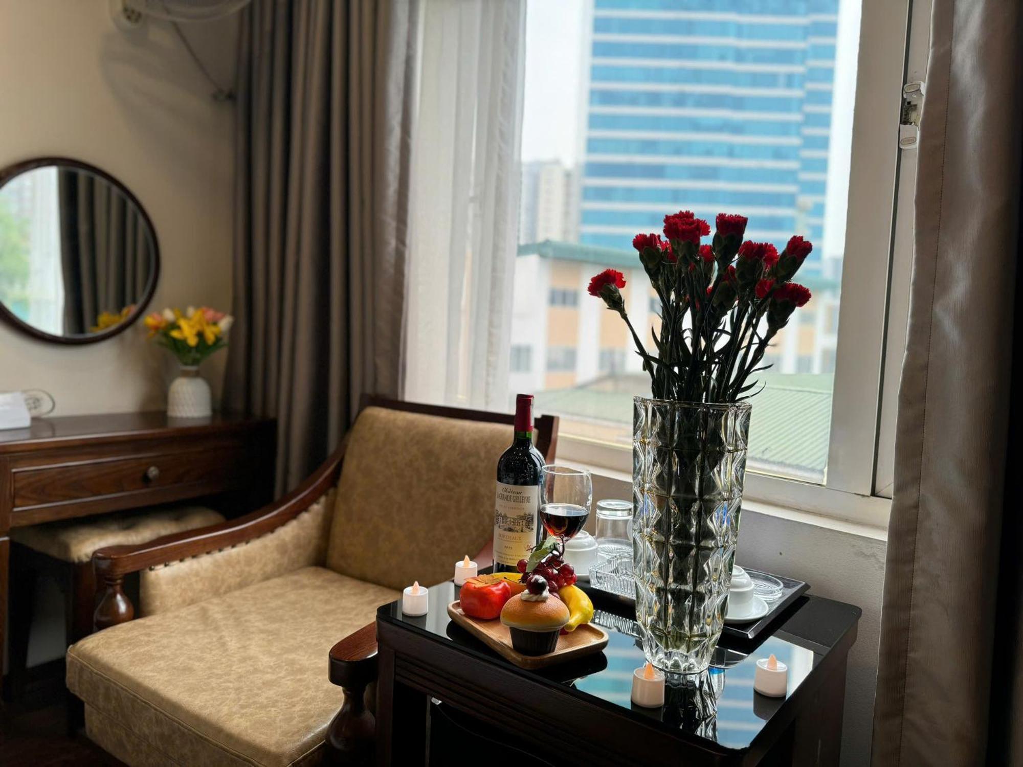 Hoang Gia Hotel Nhan Hoa ฮานอย ภายนอก รูปภาพ